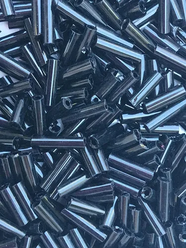 Vista 2 de Checo Bugle Beads 40 gr / 1.4 oz Tubo de vidrio tamaño #3 0.276 in (negro)