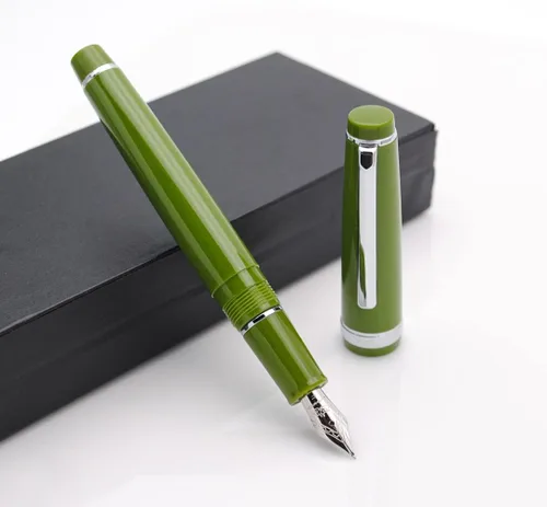 Vista 4 de JINHAO 82 - Pluma estilográfica con clip plateado (punta F 0.020 in, verde aguacate)