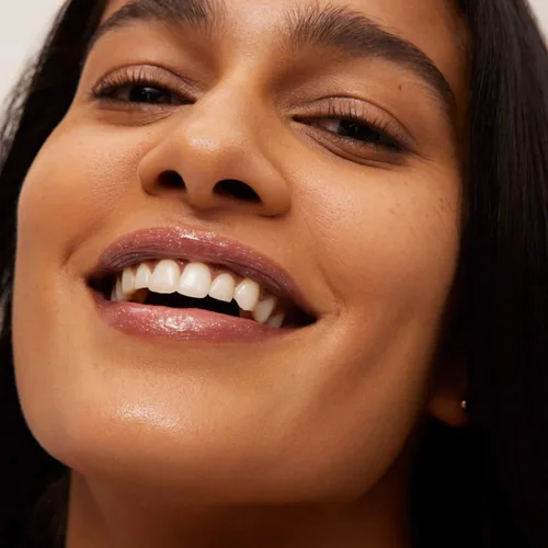 Vista 8 de Summer Fridays Bálsamo labial tintado con mantequilla - Bálsamo labial vegano acondicionador para hidratación, brillo y suavidad instantánea