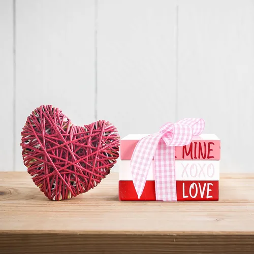 Vista 6 de Blulu Mini libros de madera decorativos para el día de San Valentín, 3 piezas de madera falsa, decoración de entrada, libros apilados de madera
