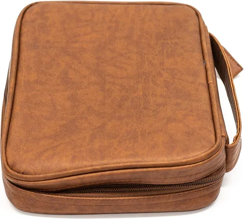 Vista 3 de Funda de vinilo para Biblia con diseño de tres cruces, color marrón, tamaño mediano, Marrón