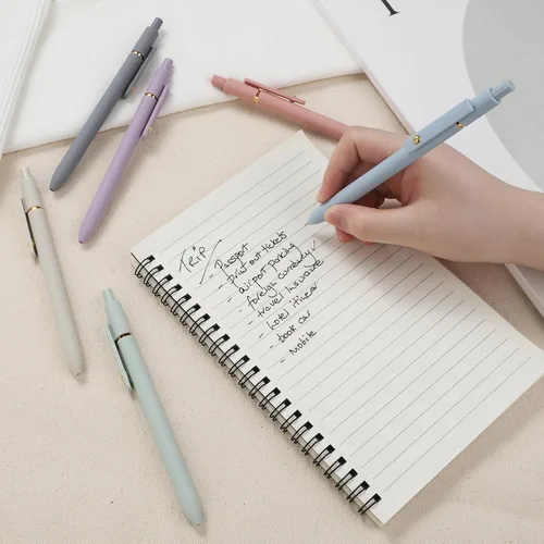 Vista 4 de FIOVER 12 unidades de bolígrafos de gel, bolígrafo de escritura suave de punta media de 0.7 mm, tinta de gel negra para diario, suministros