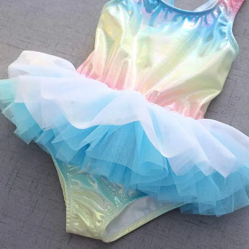 Vista 5 de HIHCBF Traje de baño de una pieza para niñas con volantes Tutú con gorra de sirena y escala, ropa de playa