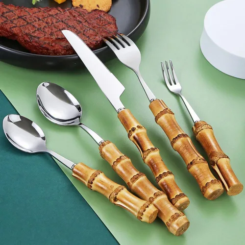 Vista 2 de Juego de cubiertos de bambú de 40 piezas para 8, juego de cubiertos de acero inoxidable 18/10 con mango de bambú, cubiertos de bambú natural