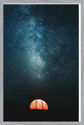 Vista 12 de Trends International Póster de pared Under The Stars, 14.725 x 22.375 pulgadas, versión enmarcada de madera de granero