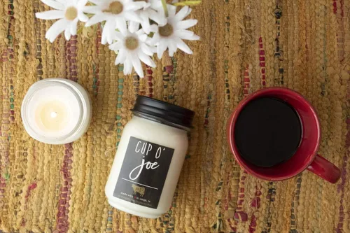 Vista 6 de Milkhouse Candle Company - Farmhouse Collection - Vela en tarro. Blanco