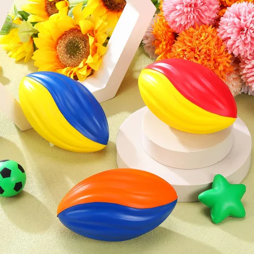 Vista 5 de Lewtemi 8 mini balones de fútbol para niños, bolas de fútbol de espuma suave en espiral, a granel, mini juguete deportivo de cumpleaños