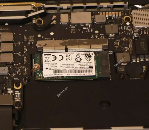 Vista 5 de Sintech Tarjeta adaptadora SSD M.2 NVMe para modelos de barra no táctil MacBook PRO A1708 2016 2017 de 13 pulgadas