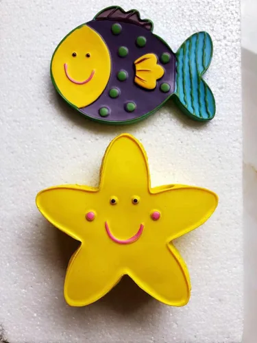 Vista 5 de Conjunto de colección de baño con forma de pez lindo 5 unids material de resina niño como juego de accesorios para el hogar