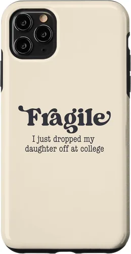 Vista 13 de Frágil - Carcasa para iPhone 16 con texto en inglés "I Just Ddrops My Daughter Off at College Parents
