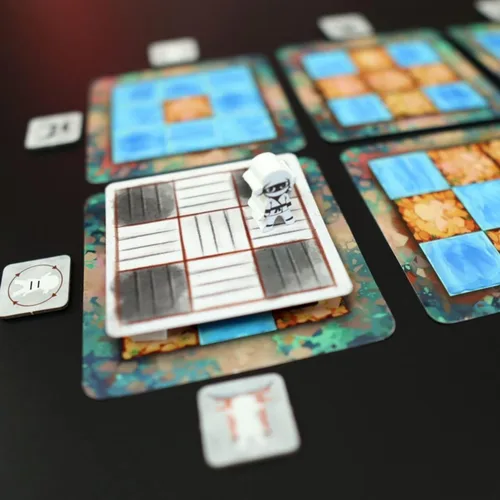 Vista 8 de CardLords Floors - Un juego táctico 3D de equilibrio y astucia, equilibra tus ninjas con Jutsu, juego de mesa para mover y coleccionar, 2-4