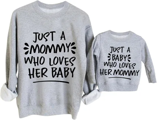 Vista 4 de Conjunto de sudadera de manga larga para mamá y mí con diseño de corazón para el día de San Valentín, para mamá y yo, sin botones, A#gris