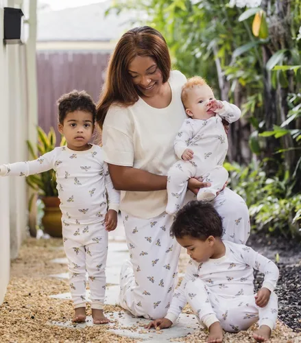 Vista 3 de Burt's Bees Baby Pijama a juego de algodón orgánico Baby Mommy and Me