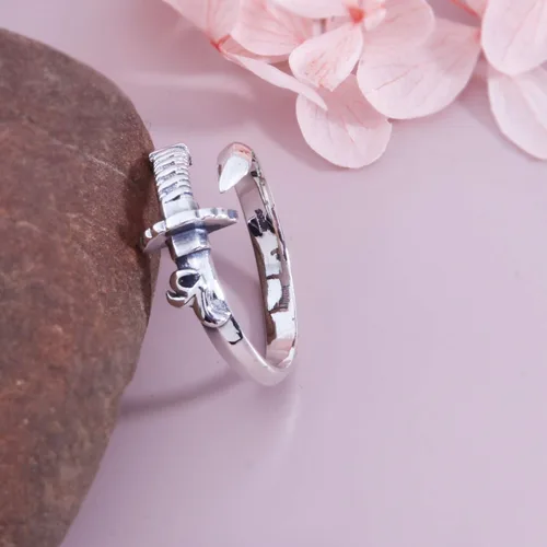 Vista 4 de Helen de Lete Anillo ajustable de plata de ley 925 con espada vintage para hombre, Plata de ley