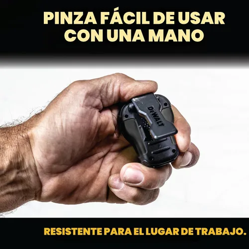 Vista 6 de DEWALT Altavoz Bluetooth Portátil Vestible [Edición Onyx - Negro] Altavoz Portátil Inalámbrico con Clip para Sitio de Trabajo Pro Resistente al Agua