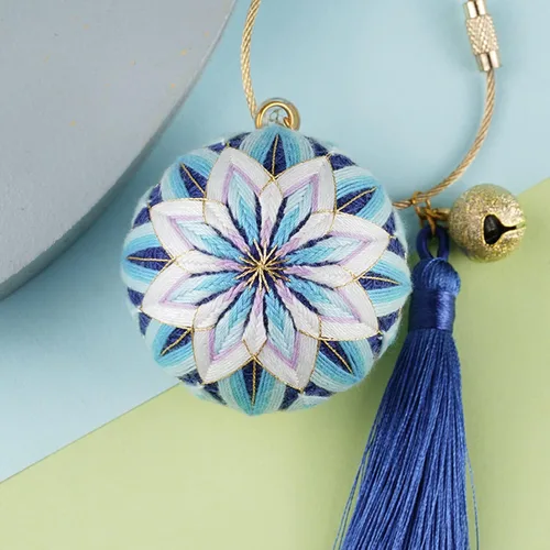 Vista 10 de Elecrelive DIY Bordado Temari Bola Azul Flor Bordado Hilo Bolas Estilo A01
