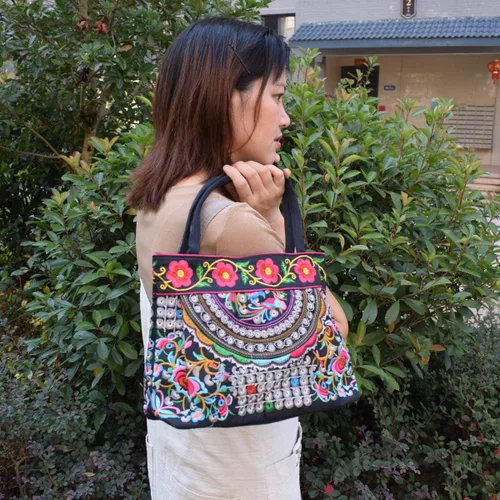 Vista 5 de Canvas Floral Hobo Tote Bags for Women Stylish Casual Shoulder Handbag Ethnic Embroidery Purse