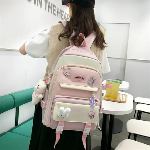 Vista 4 de Juego de 5 mochilas kawaii lindas con alfileres colgantes de oso, suministros de regreso a clases, bolsa escolar de lona de anime, Rosado, Mochilas