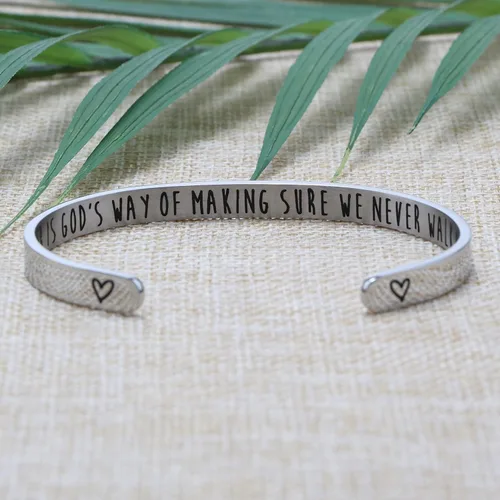 Vista 5 de Joycuff Sister pulsera personalizada de cumpleaños para mejor amiga mujer regalo BFF grabado mantra brazalete
