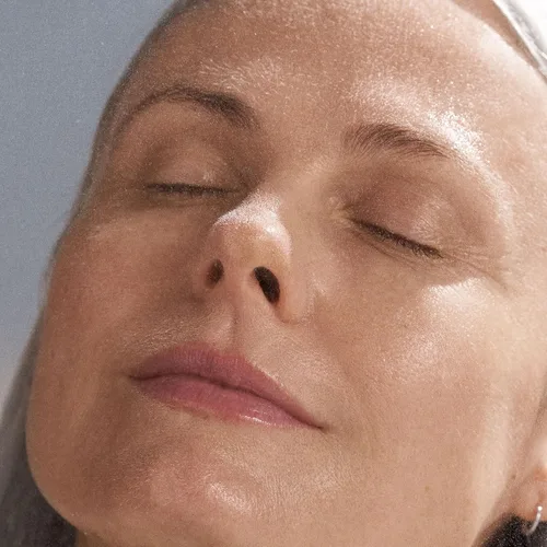 Vista 9 de Dermalogica Kit de rescate de piel sensible, el juego contiene: lavado facial, tónico e hidratante facial, cuidado de la piel para calmar, calmar
