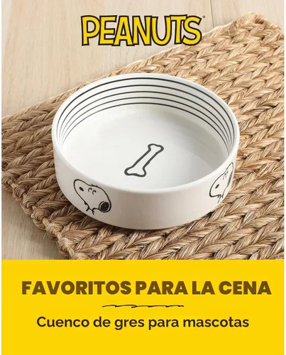 Vista 2 de Peanuts Snoopy Cuenco para Perros con Diseño de Hueso – Cuenco de Gres de 6.5" para Agua o Comida para Perros Pequeños a Medianos – Lindo Plato
