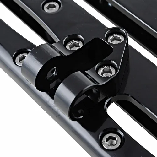 Vista 4 de Combo de tablas de suelo estiradas para conductor + tablas de piso de pasajeros + kit de montaje de estribera trasera compatible con Harley Touring