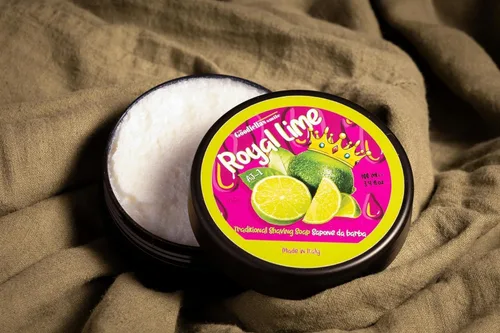 Vista 2 de The Goodfellas' Smile Royal Lime - Jabón de afeitar italiano (lima siciliana zesta), suave para afeitado húmedo tradicional con brocha, maquinilla
