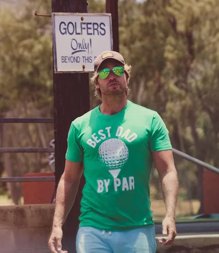 Vista 3 de Camisetas de golf divertidas para hombre, diseño gráfico Best Dad by Par