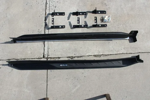 Vista 2 de 2 estribos laterales Nerf Bar para Toyota RAV4 RAV-4 2019-2024