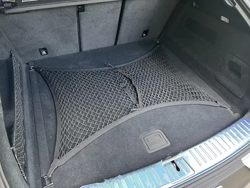 Vista 6 de Red de carga elástica para maletero para Porsche Cayenne 2019-2025 – Organizadores y almacenamiento de maletero premium – Red de equipaje