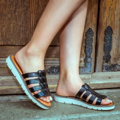 Vista 6 de BEARPAW Vanessa Huarache - Sandalia deportiva de cuero para mujer, 2837W