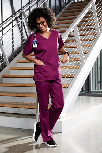 Vista 6 de Top de uniforme médico bordado con bordado para añadir tu logo de texto, iniciales de monograma, para mujer