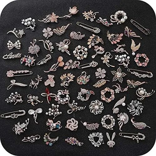 Vista 2 de GPPZM - Broches retro de cadena de cristal de camelia grande con borlas y números de perlas pines para ropa de mujer color 7