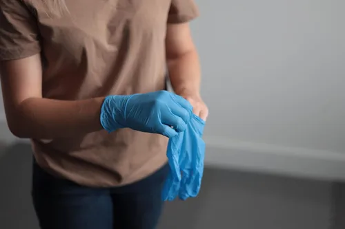 Vista 7 de OSTC Lydus - Guantes para examen de dedos con textura de nitrilo de 4 mil, sin látex, tamaño grande (caja de 100)