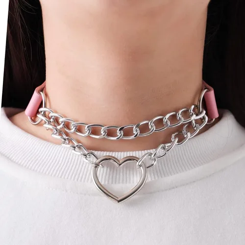 Vista 3 de MILAKOO Gargantilla de piel sintética punk, collar ajustable con dije de círculocorazón para mujer