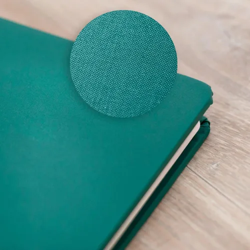 Vista 8 de Portada del álbum Hunter Green de 12x12 por Creative Memories