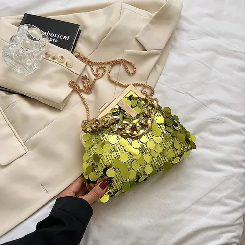 Vista 6 de BSLONG Bolso de noche brillante para mujer con cadena de oro grande, bolso de concha brillante y bolso para boda, fiesta y cena