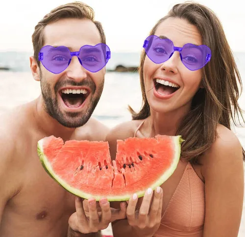 Vista 4 de AEAHALY Lentes de sol con forma de corazón blanco, verde, azul, morado, rosa, rojo, para mujer, con forma de corazón, a granel, para fiestas