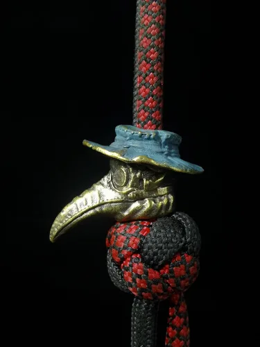 Vista 3 de Retro latón Plague Doctor edc perlas llavero DIY accesorios cuentas de paracord