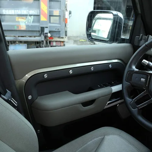 Vista 4 de Para Land Rover Defender 2020 2021 aleación de aluminio protección de tornillo de puerta, cubierta decorativa, accesorios de automóvil