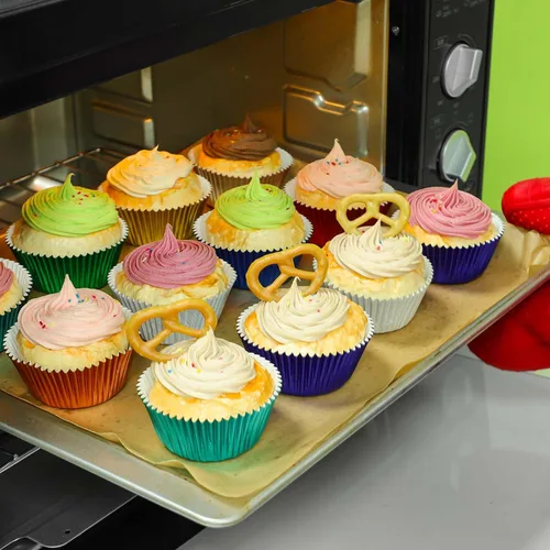 Vista 3 de GiFBERA 300 unidades de forros de magdalenas de papel de aluminio mini metálicos, forros de magdalenas de papel de aluminio para muffins, tazas