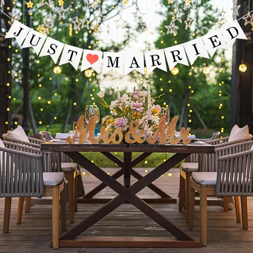 Vista 2 de Letras de madera y pancarta para boda - Just Married & Mr. & Ms. Decoración - Oro champán