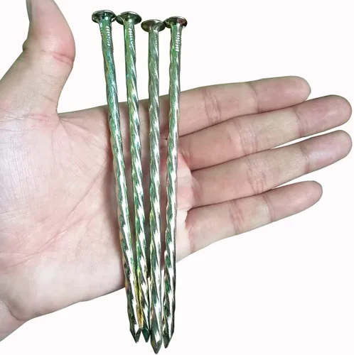 Vista 6 de Estacas de césped de metal, 70 estacas de paisaje de 6 pulgadas, picos de paisaje galvanizados en espiral, clavos de jardín para césped artificial