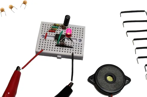 Vista 2 de Paquete de componentes electrónicos fáciles para experimentos de libros de Charles Platt
