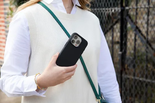 Vista 9 de Tech21 EvoLite - Funda para iPhone 16e / 15, funda fina de protección contra impactos, color negro