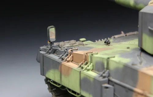 Vista 7 de Meng Kit de modelo de tanque de batalla principal alemán leopardo