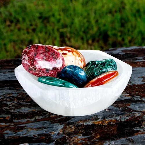 Vista 8 de Om Zone Cuenco grande de selenita pulido estación de carga de cristal de selenita para limpieza y carga, colección de cristales y piedras curativas