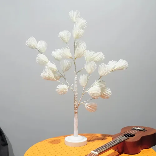 Vista 3 de Árbol de pino blanco artificial con ramas iluminadas, árboles de flores con luces LED para decoración de Navidad en interiores (20 pulgadas)