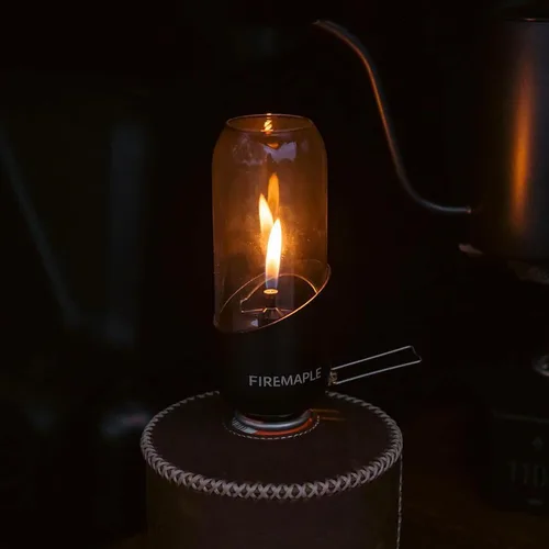 Vista 4 de Fire-Maple Farol naranja para acampar de vidrio, acero y aluminio Recipiente de combustible de propano o isobutano hermosas luces No necesita