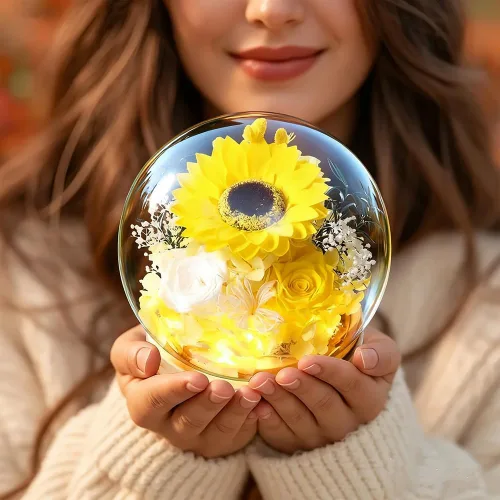 Vista 7 de Domo de Vidrio con Girasoles y Rosas Preservadas y Luces LED, Base de Madera, para el Día de San Valentín, Día de la Madre, Cumpleaños, Navidad